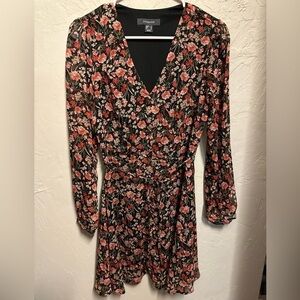 Long Sleeve Primark Black and Red Floral Tie-Waist Dress - size small❤️